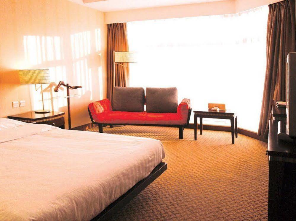 Rose Hotel Shenyang Dış mekan fotoğraf